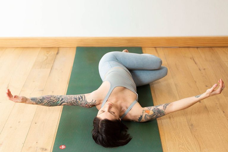  Yoga nidra for back pain